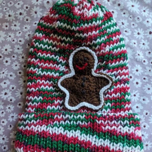 Cozy Multicolor Knitted Beanie Set - Picture 4 of 5